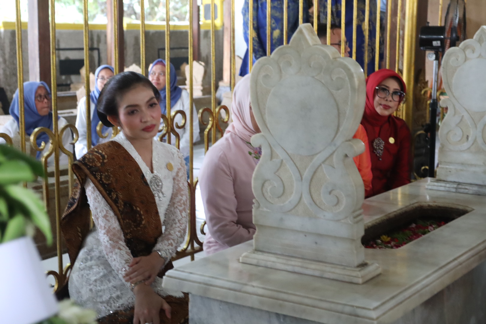Usai Kirab Pataka, Ibu Wakil Presiden RI Selvi Ananda Ziarah ke Makam Raden Ajeng Kartini