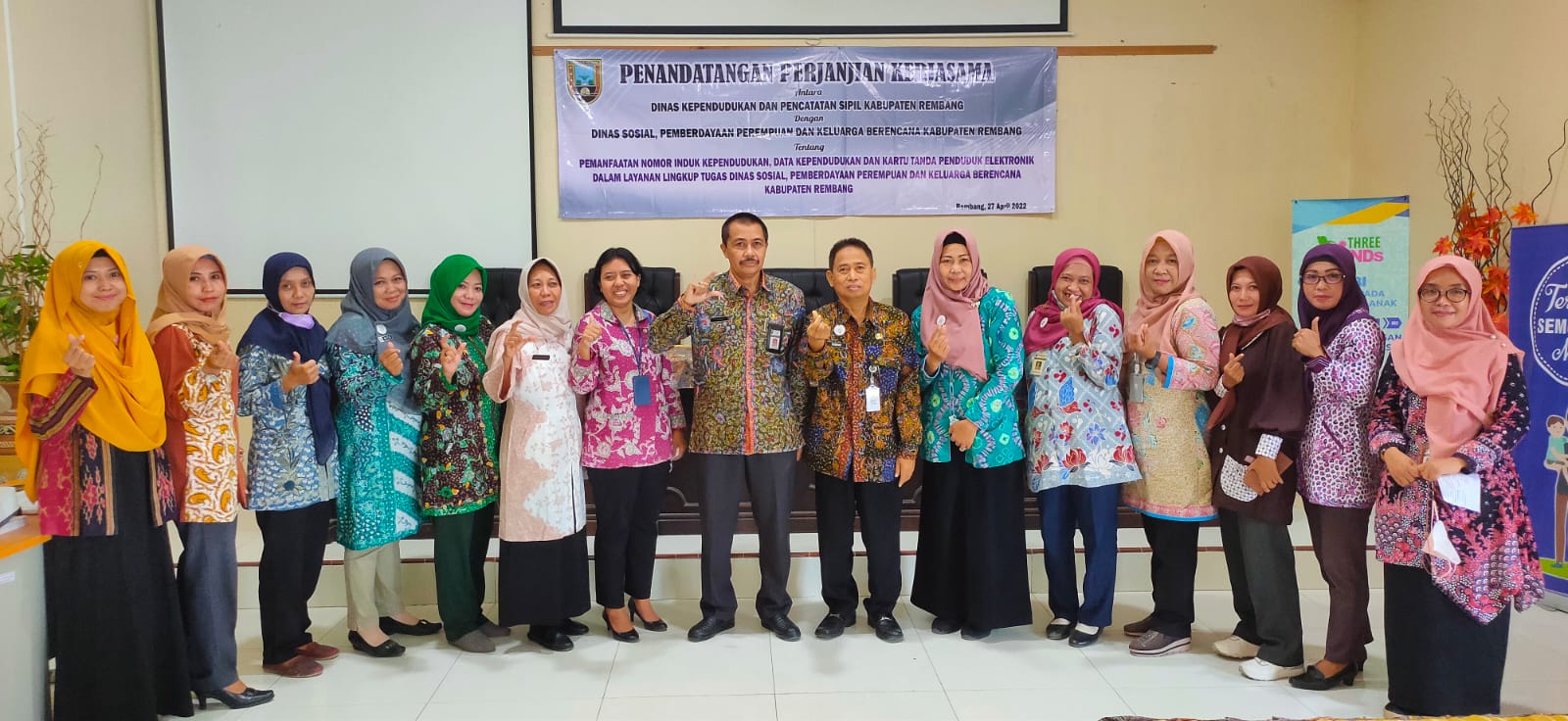 PENANDATANGANAN KERJASAMA DENGAN DINDUKCAPIL
