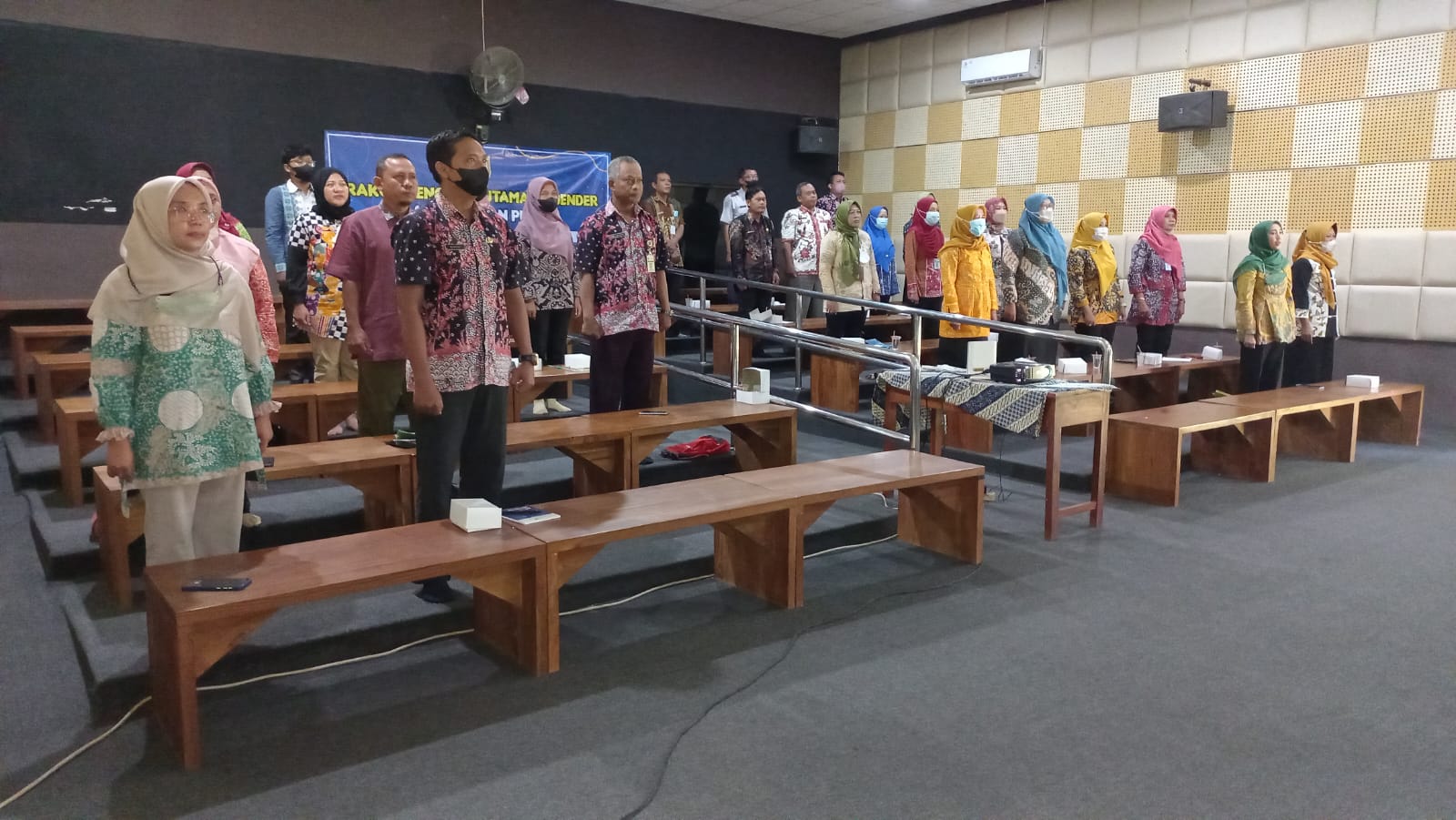 Rapat Koordinasi Pengarusutamaan Gender ( PUG )